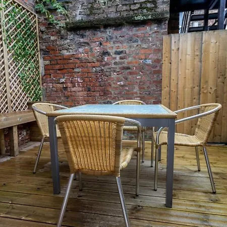 92 Union Terrace *